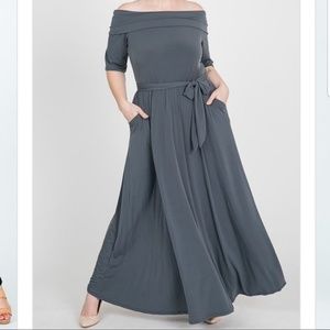 Beautiful maxi dress. Color is gray